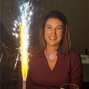 Meet your Posher, Laura